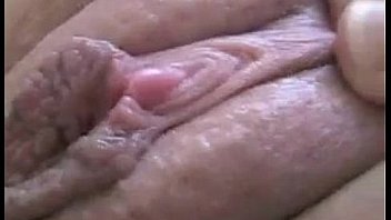 Кисса синс и эбигейл мак отсасывают мокрые вагины на диване